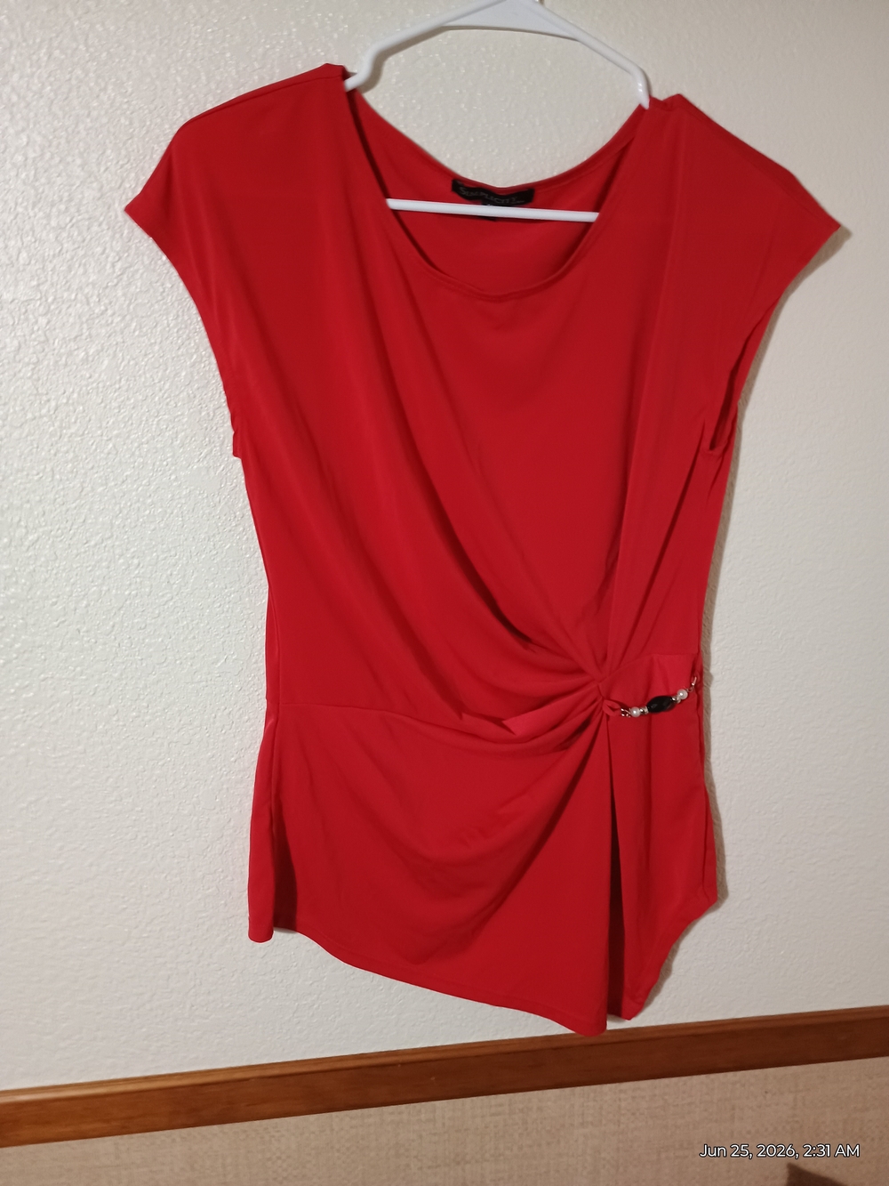Simplicity Red Draped Knot-Detail Women's Top